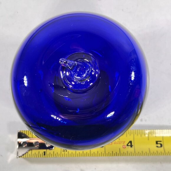 Vtg Blenko Handblown Cobalt Blue Glass Apple Paperweight Clear Applied Stem MCM - Picture 8 of 8